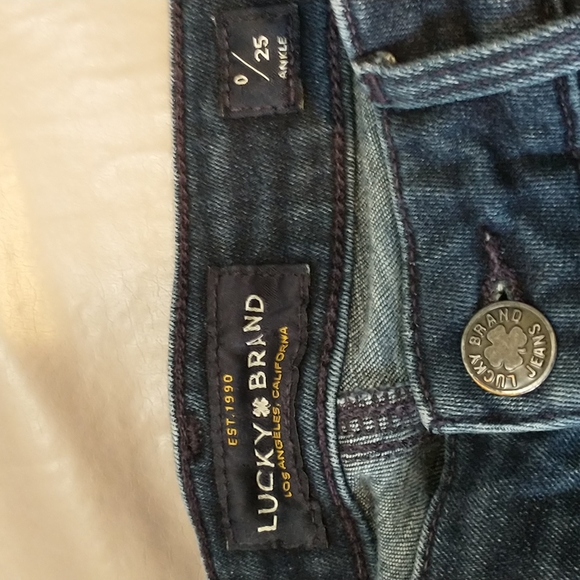 Lucky brand dark wash Hayden skinny ankle jeans - Picture 8 of 10